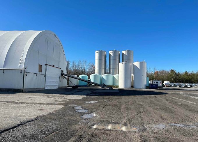 Harvex Agromart silos and warehouse